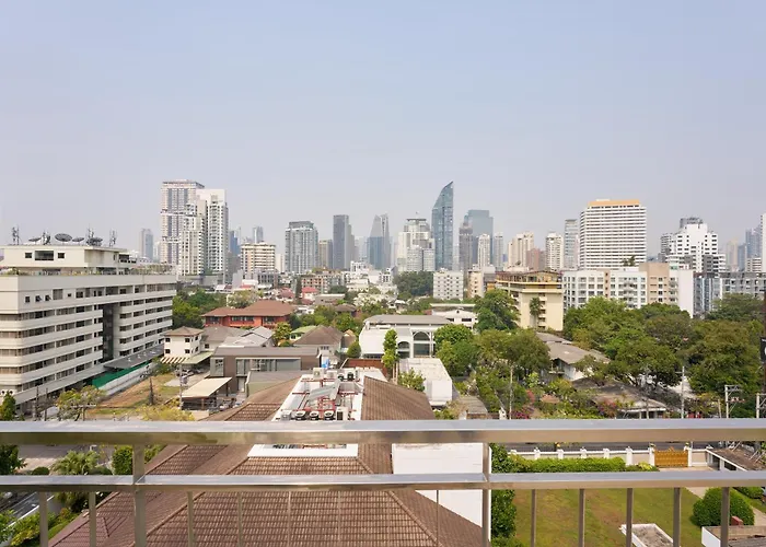 Shine Sukhumvit Thonglor 4*