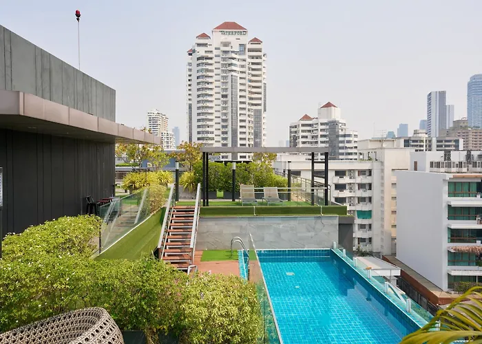Shine Sukhumvit Thonglor Aparthotel 4*