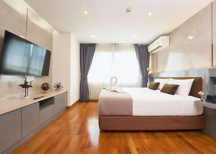 Shine Sukhumvit Thonglor Bangkok