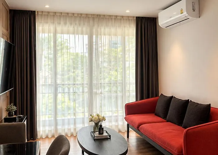 Shine Sukhumvit Thonglor 4*